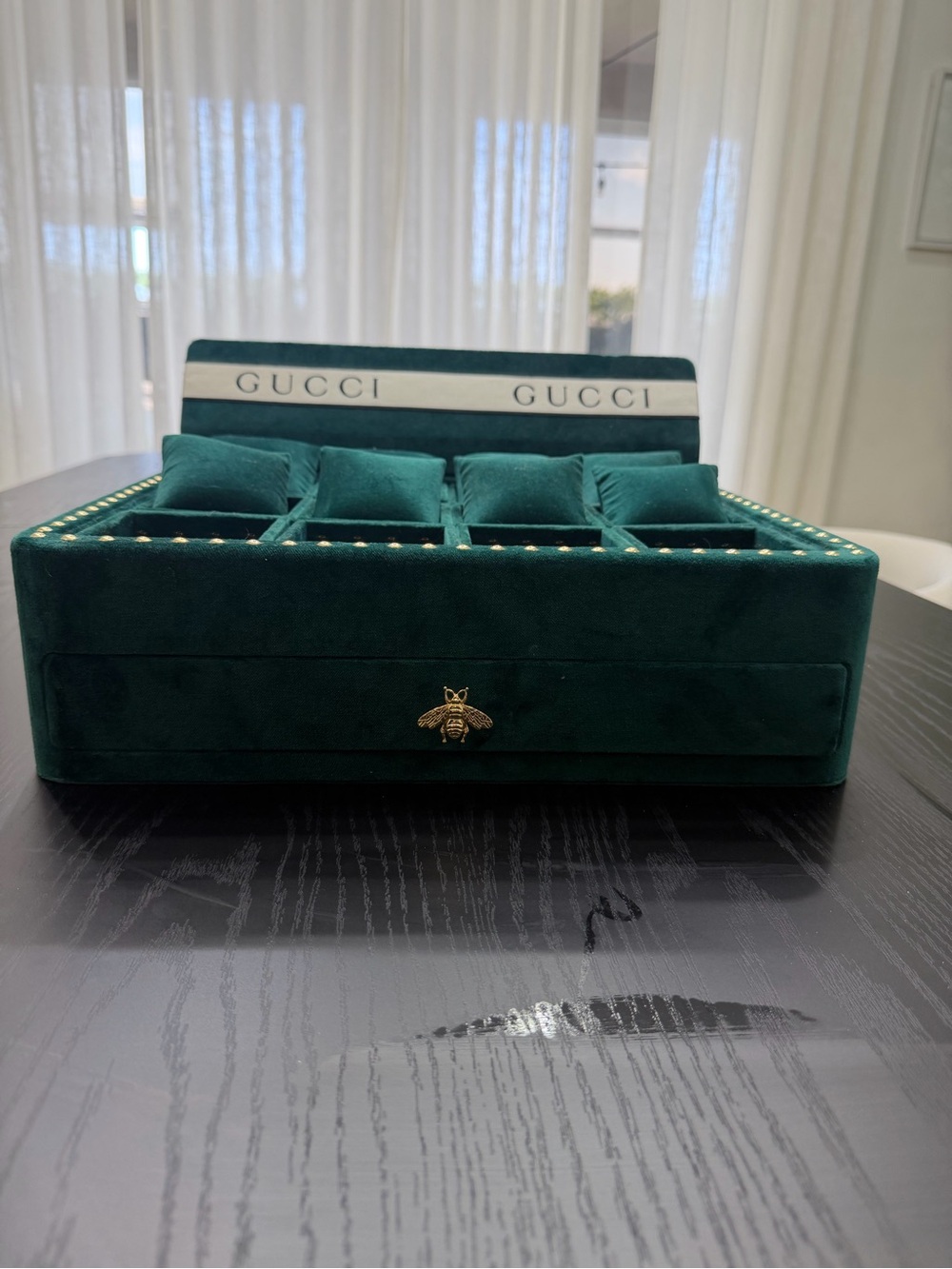Authentic Gucci Green Velvet Jewelry Watch Box Organizer with Drawer - Picture 3 of 10